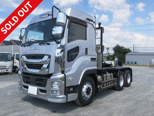 2017 Isuzu Giga Tractor Head, 5th wheel load 16t, 520hp, retarder, high roof, 380,000km on meter, vehicle inspection valid until April 2014