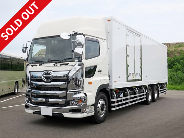 2023 Hino Profia large refrigerated van, high floor, 3 axles, Thermo King, -29 degree setting, left side door, high roof, retarder, standby, Keystone, Jolder 4 rows, aluminum wheels