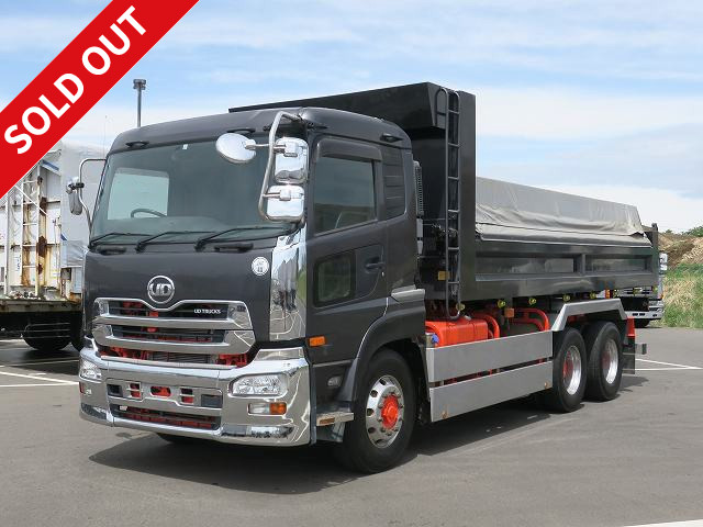 2014 UD Trucks 22 ton long dump truck, 2 differentials, electric cobo lane retarder, aluminum wheels *Actual mileage approx. 602,000 km/preliminary inspection included*