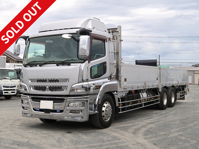 2014 Mitsubishi Fuso Super Great, large flatbed, aluminum block, 3-way opening, 9600 body, high floor, 3 axles, aluminum wheels. Approximately 590,000 km on the odometer.