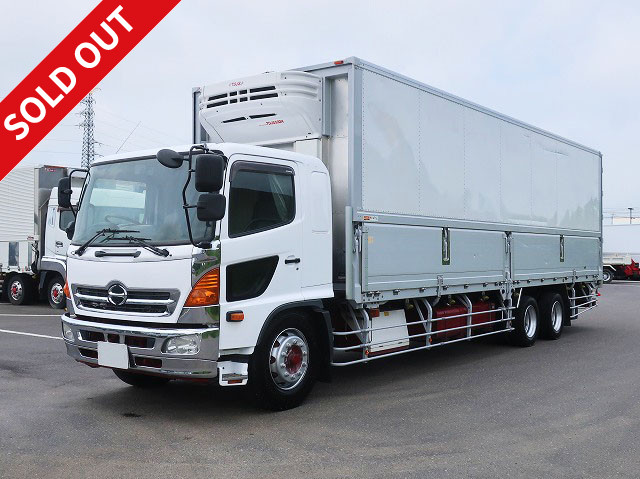 2014 Hino Ranger, extra-ton refrigeration wing, 8600 wide, manufactured by Mitsubishi Heavy Industries, -30 degree setting, retarder, 280 horsepower, *Approximately 530,000 km on the meter*