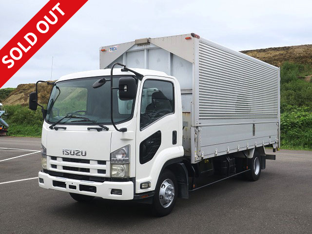 2010 Isuzu Forward Medium-sized Aluminum Wing *Approximately 300,000km on meter*