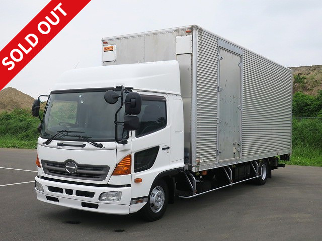 2013 Hino Ranger Medium Aluminum Van 7000 Wide Left Side Door Combination Gate Rear Air Suspension High Roof 240 Horsepower *Approximately 200,000km on the odometer! *