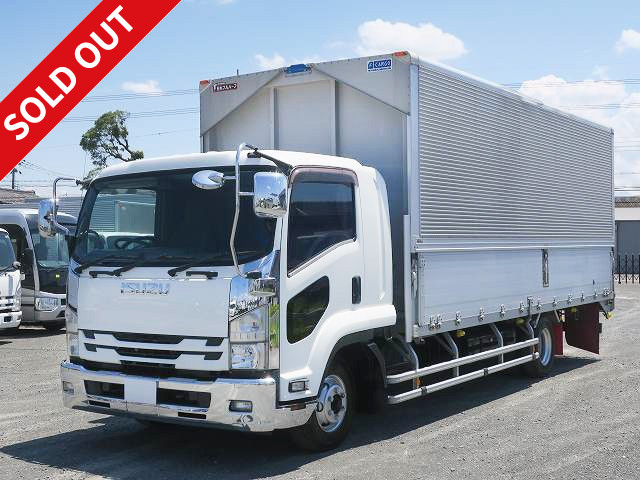 2017 Isuzu Forward, medium-sized aluminum wing, 6200 wide, rear air suspension, 240 horsepower, valid until April 2021