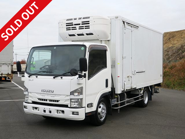 2017 Isuzu Elf Small Refrigerated Van, Loading Capacity 2.95t, Wide and Long, Storage PG, Topre, -30 degree setting, 2-layer, Both sides sliding door, 3 rear doors, 2 pedals, 150 horsepower [Semi-medium license compatible *Excluding 5t limited]