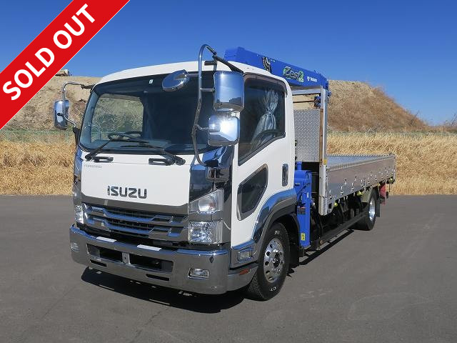 2017 Isuzu Forward with medium-sized crane, aluminum block, 3-way opening, Tadano 4-stage boom, hook-in, radio-controlled, aluminum wheels *Approximately 300,000 km on the meter*
