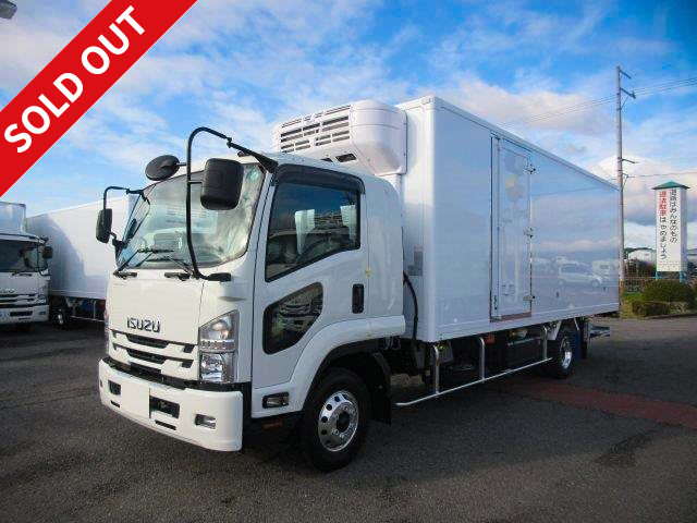 2016 Isuzu Forward refrigerated van 6200 standard with storage PG, Topre -30 degree setting, rear air suspension, side door, standby, aluminum wheels