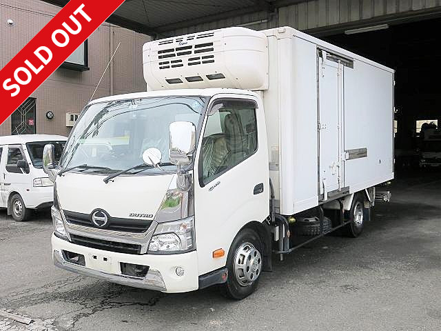日野冷蔵冷凍車(冷凍バン)