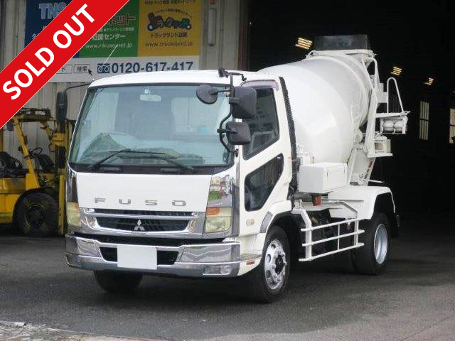 三菱ふそうミキサー車