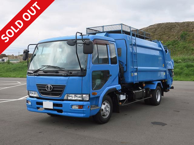UDトラックスパッカー車(塵芥車)
