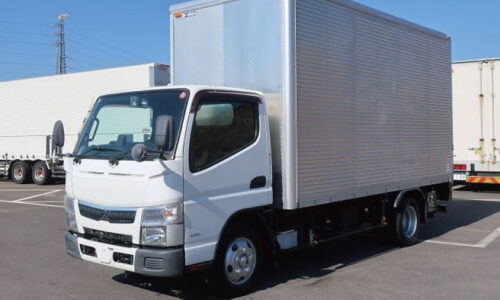 【三菱ふそう】キャンターの特徴や中古車両の選び方・注意点を解説