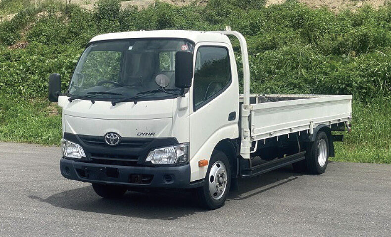 トヨタの中古トラックをお探しなら！車種別の特徴や選ぶ際のポイントを解説