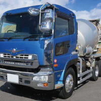 中古の大型ミキサー車をお探しならトラックランド！選ぶ際のポイント・注意点も解説