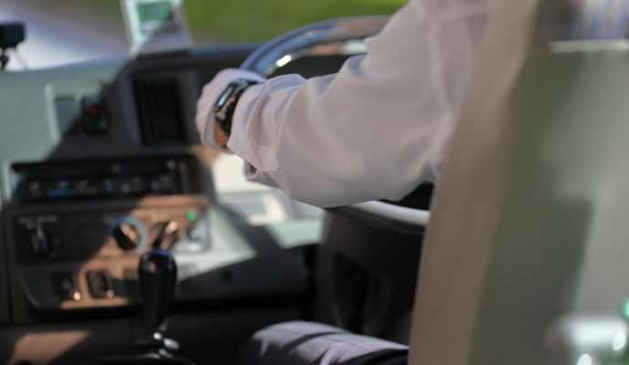マイクロバスの運転に必要な免許