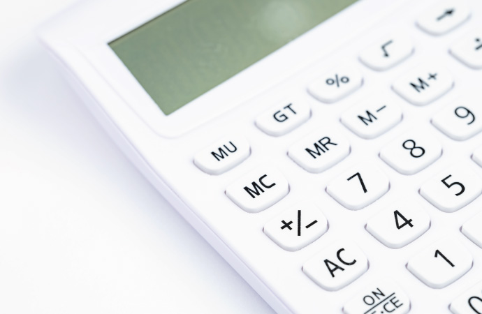 トラックのミラーの修理・交換費用