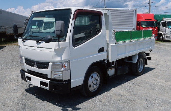 中古ダンプを選ぶ際のポイント