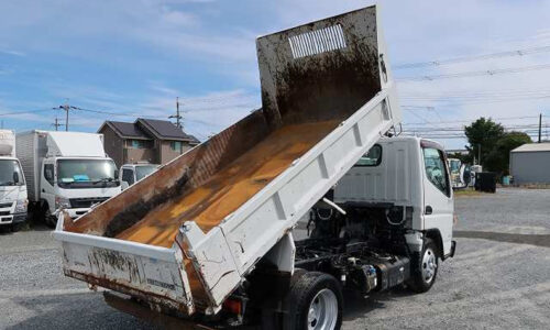 中古の3トンダンプをお探しならトラックランドへ！車両のお探しも可