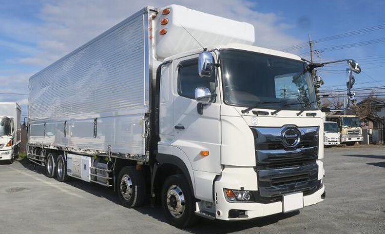 中古の大型冷凍車をお探しの方へ！トラックランドのサービス紹介