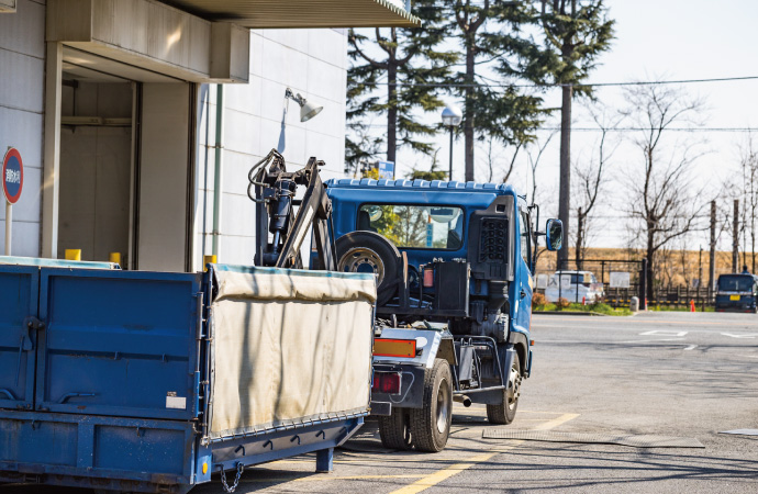 アームロール車の運転に必要な免許・資格