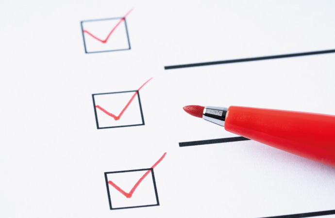 トラック火災の前兆・発生時の対処法